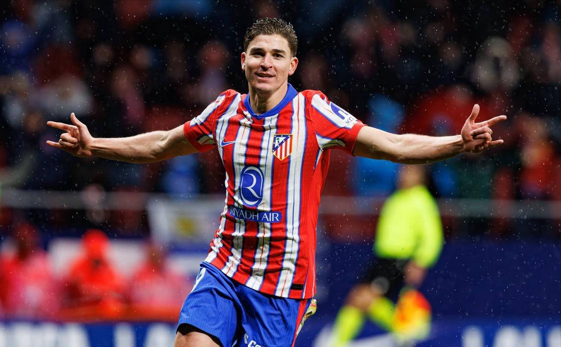 阿尔瓦雷斯首度回应欧冠点球二次触球争议，球迷：将成为悬而未决的问题