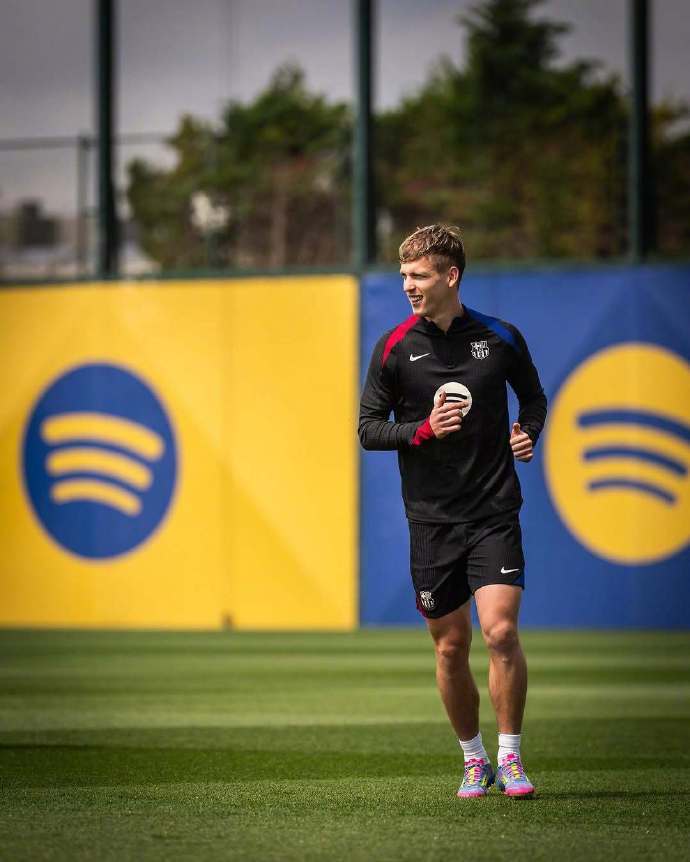 巴萨一忧一喜：巴尔德伤缺致防线承压，奥尔莫归位添中场活力