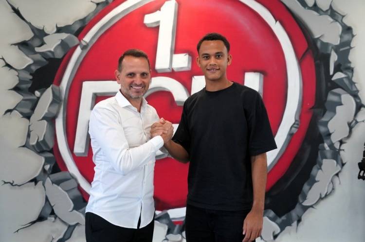 官方：拜仁后卫塔雷克-布赫曼租借加盟纽伦堡，租期一个赛季